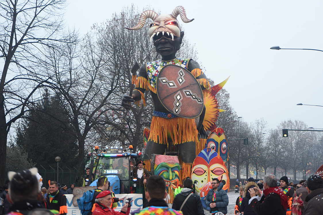 Sfilata carri Carnevale di Torino_431.jpg